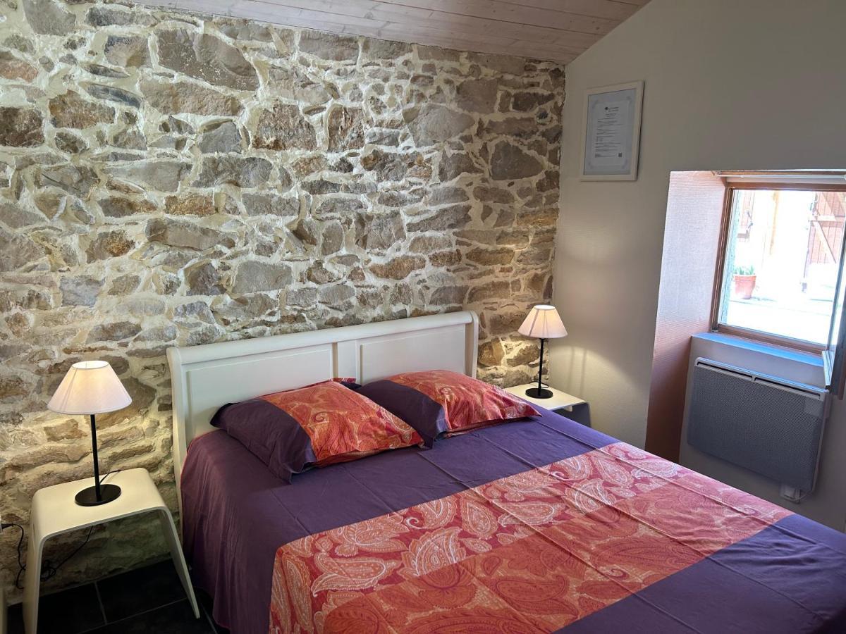 La Forestiere Pigeonnier Monclar-de-Quercy Exterior photo